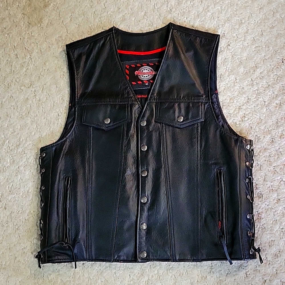 Milwaukee Clothing Co. Leather snap front vest, Men's Medium